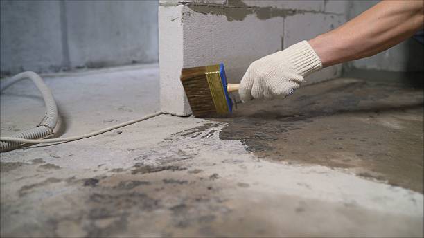 Crawl space vapor barrier installation in Mascot, TN